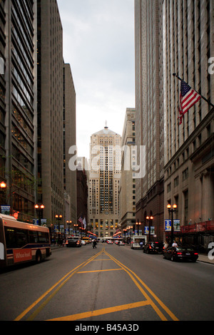 CHICAGO BOARD OF TRADE BUILDING UND LASALLE STREET IN DOWNTOWN CHICAGO ILLINOIS USA Stockfoto