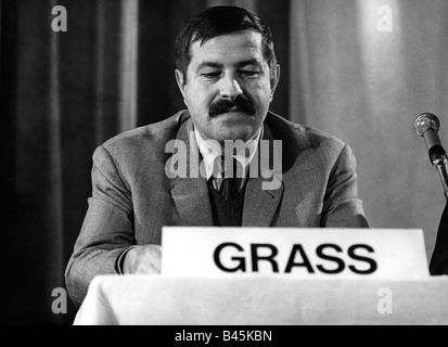 Grass, Guenter, 16.10.1927 - 13.4.2015, deutscher Autor/Autor, halbe Länge, bei der Veranstaltung, 1966, Stockfoto