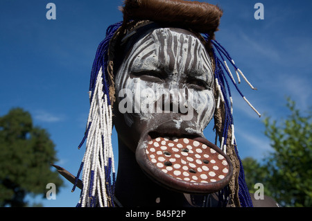 Ein mursi Frau mit Lippe Platte, mago National Park, südlichen Äthiopien, Ostafrika Stockfoto