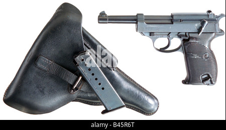 Waffen/Waffen, Feuerwaffen, Pistolen, Pistole, Pistole, Walther-P 38, Kaliber 9 mm Parabellum, Bundeswehr 1942, mit Holster & Magazin, P-38, P38, 1935, Waffe, Schusswaffe, 20. Jahrhundert, Zweiter Weltkrieg, 2. Weltkrieg, Stockfoto