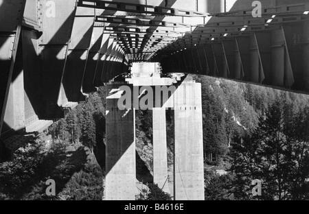 Nationalsozialismus / Nationalsozialismus, Architektur, Autobahnbau, Bau-Mangfall-Brücke, Oberbayern, 1934 - 1935, Stockfoto