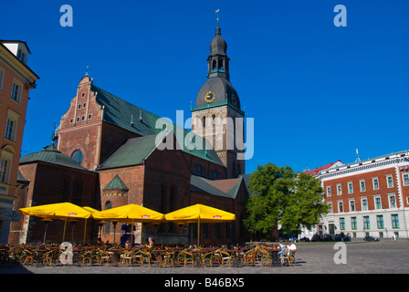 Doma Laukums quadratisch mit Doma Baznica Kathedrale in Riga Lettland Europa Stockfoto