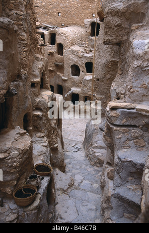 Eine alte Berber Qasr oder Getreidespeicher zur Aufbewahrung von Lebensmitteln in Nalut, Libyen. Stockfoto