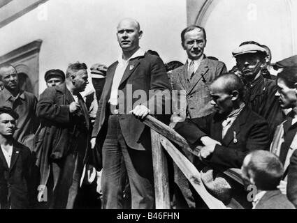 Thielmann, Ernst, 16.4.1886 - 28.8.1944, deutscher Politiker, Vorsitzender der Kommunistischen Partei 1925 - 1933, bei einer Manifestation, Leningrad, 1928,