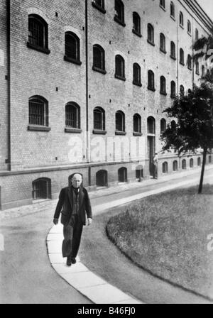 Thielmann, Ernst, 16.4.1886 - 28.8.1944, deutscher Politiker, Festnahme im Gefängnis Berlin-Moabit, vor Gericht, Berlin, Mai 1934,
