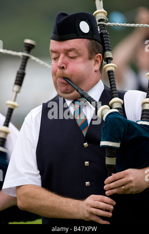 Pfeifer bei der Cowal Versammlung. Die Versammlung ist eine traditionelle Highland-Games findet jedes Jahr in Dunoon in Schottland Stockfoto