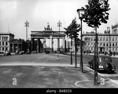 Geographie/Reise, Deutschland, Berlin, Brandenburger Tor, Pariser Platz, ca. 1938, Stockfoto