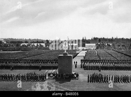 Nationalsozialismus/Nationalsozialismus, Nürnberger Kundgebungen, "Sammlung Der Freiheit", 10.9.1935 - 16.9.1935, Parade des Deutschen Arbeitsdienstes, Luitpoldhain, Stockfoto