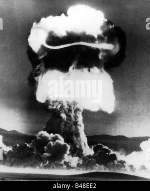 Militär, USA, Atomwaffe, "Priscilla"-Test einer Mk-15/39-Bombe, Area 5, Nevada Test Site, 24.6.1957, Stockfoto