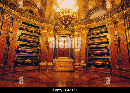 Spanien - Madrid - El Escorial - Königlichen Kloster von San Lorenzo El Real - Pantheon der Könige