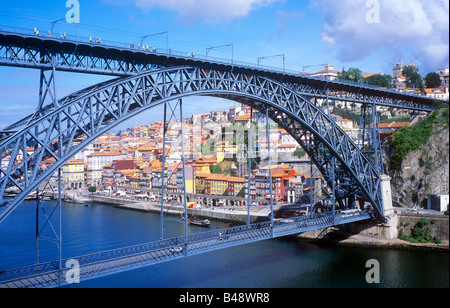 Brücke Dom Luis ich nach Vila Nova De Gaia in Porto, Portugal Stockfoto