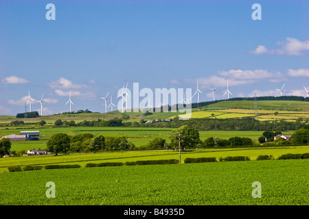 Windgeneratoren am Fuße eines Hügels in der Nähe von Ecclefechan, Scotland UK 2008 Stockfoto