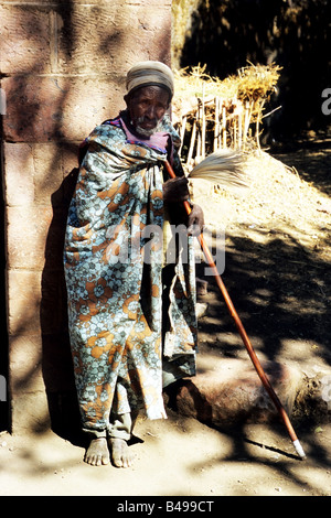 Ein religiöser Pilger in Lalibela, Äthiopien Stockfoto