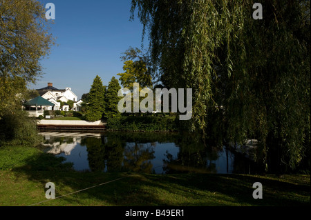 Monkey Island Hotel in Bray auf einer kleinen Insel auf der Themse Stockfoto