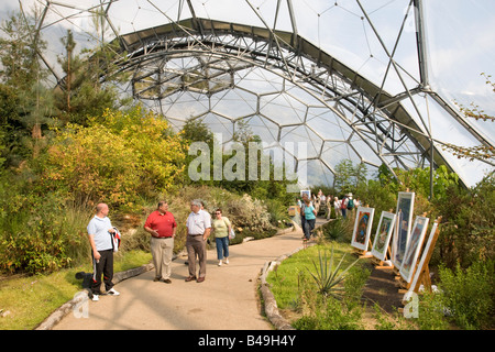 Im Inneren mediterranen Biom Eden Projekt Bodelva St Austell Cornwall UK Stockfoto