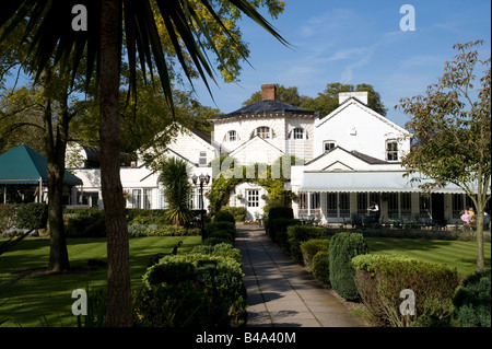 Monkey Island Hotel auf einer kleinen Insel auf der Themse in Bray Stockfoto