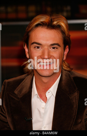 Silbereisen, Florian, * 4.8.1981, deutscher Sänger (Volksmusik) und Moderator, Porträt, Gast bei TV-Show "Johannes B. Kerner", Hamburg, 12.12.2007, Stockfoto