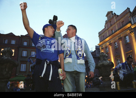 Fußball-Fans von Lech Poznan feiert auf dem alten Marktplatz, Poznan, Polen Stockfoto