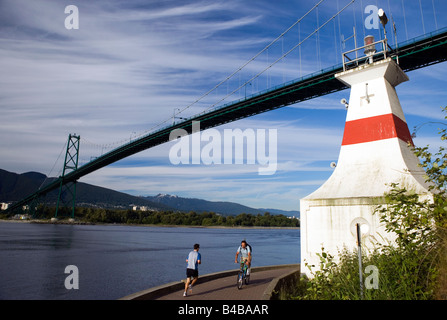 Blick auf die Lions Gate Bridge Vancouver, British Columbia, Kanada. Stockfoto