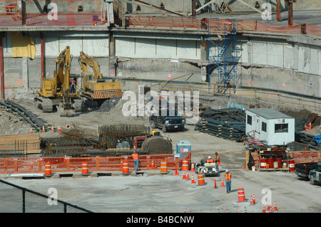 Menschen, die Arbeiten am Bau Website Ground Zero Welthandel Mitte New York usa Stockfoto