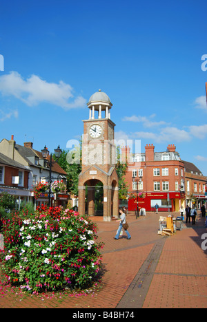 Uhrturm in Marktplatz, Chesham, Buckinghamshire, England, Vereinigtes Königreich Stockfoto