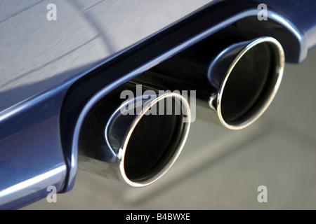 BMW Alpina B7, Limousine, Roadster, blau, Auto, Modelljahr 2004-Auspuff, detaillierte Ansicht, Technik/Zubehör, Zubehör, Foto Stockfoto