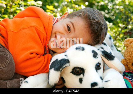 Junge und Hund Stockfoto