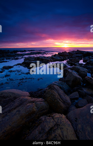 England-Tyne und tragen Tynemouth Sonnenaufgang über King Edwards Bay betrachtet von in der Nähe von Schärfe Punkt Stockfoto