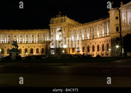 Nachtansicht auf Hofburg Palace Vienna Austria Stockfoto