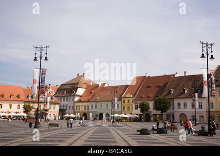 Hermannstadt Siebenbürgen Rumänien Europa Altbauten in Piata Mare im historischen Stadtzentrum von Hermannstadt Stockfoto