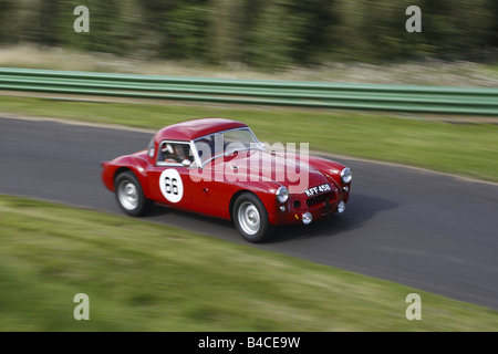 Roter Sportwagen Stockfoto