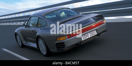 Auto, Porsche 959, Roadster, Coupé/Coupe, Silber/Anthrazit, Modelljahr 1986-1988, fahren, diagonal von der Rückseite, hintere Ansicht, Hi Stockfoto