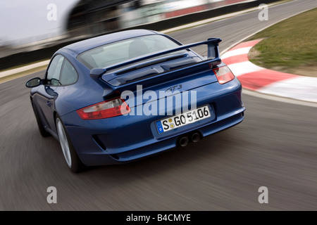 Porsche 911 GT3, Modell Jahr 2006, blaue bewegenden, diagonal von der Rückseite, hintere Ansicht, Teststrecke Stockfoto