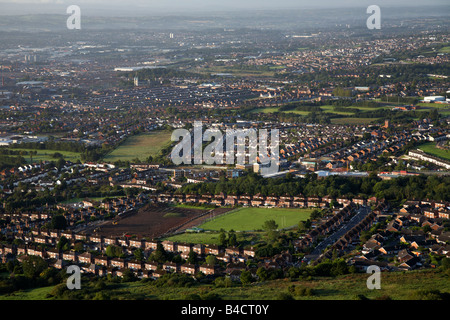 Blick vom Gipfel des Cave Hill mit Blick auf Nord und West Belfast Belfast Nordirland Vereinigtes Königreich Stockfoto