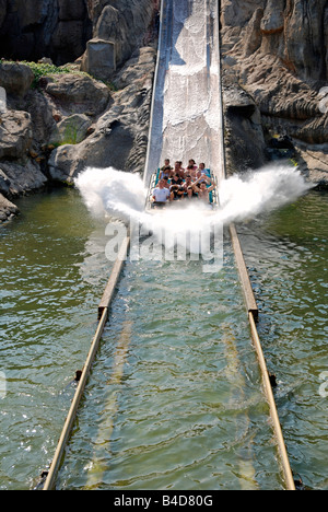 "Tutuki Splash" Wasser ritten Portaventura, Salou, Spanien Stockfoto