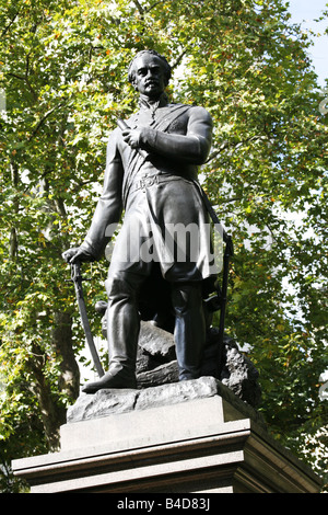 Statue von Sir James Outram von Matthew Noble Victoria Embankment Gardens Westminster London Stockfoto