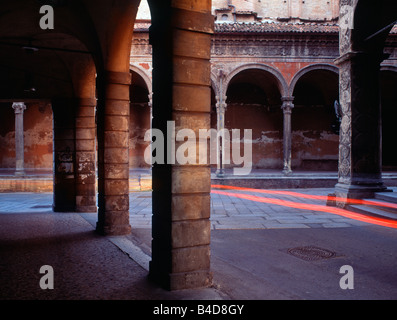 ITALIEN-EMILIA-ROMAGNA-BOLOGNA-BÖGEN Stockfoto