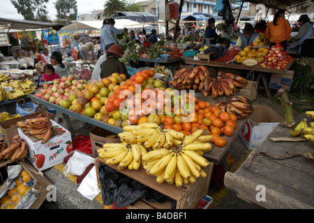 Obst und Gemüse Saquisili, Anden, Ecuador Stockfoto