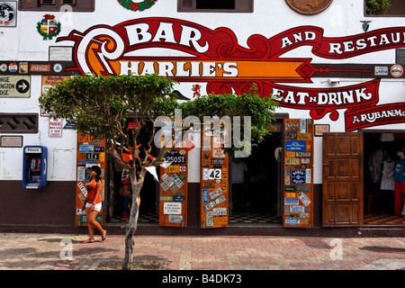 Westindische Inseln Aruba Charlie s Bar San Nicolas seit 1941 Stockfoto