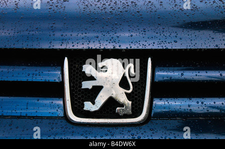 Peugeot Auto-Logo. Stockfoto