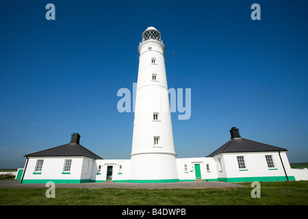 Nash Point Leuchtturm Glamorgan Heritage Küstenweg mit Blick auf den Kanal von Bristol in der Nähe von Marcross Wales UK Stockfoto