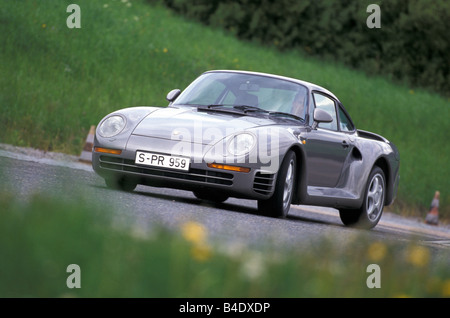 Auto, Porsche 959, Roadster, Coupé/Coupe, Silber/Anthrazit, Modelljahr 1986-1988, fahren, schräg von vorne, Frontalansicht Stockfoto