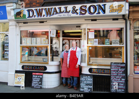 D.W.Wall & Sohn traditionellen Metzger, High Street, Ludlow, Shropshire, England, Vereinigtes Königreich Stockfoto