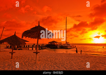 Aruba-Palm Beach sunset West Indies Niederländische Karibik Mittelamerika Stockfoto