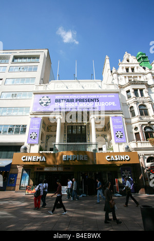 Das Empire Cinema and Casino in Leicester Square Unterhaltung Theater Bezirksgebiet West End London England UK Stockfoto