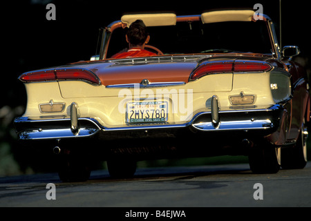 Auto, Ford Edsel Pacer Cabrio, Baujahr 1957, 1950er Jahre, der fünfziger Jahre, Oldtimer, Cabrio-Verdeck, offen, Rückwärtsfahren, Diagonale, Stockfoto