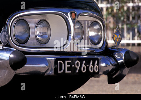 Auto, Tatra 603, Modelljahr 1964, Oldtimer, 1960er Jahre, sechziger Jahre, grün, Limousine, Detail, Details, Scheinwerfer, Scheinwerfer, Scheinwerfer, h Stockfoto