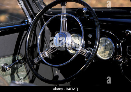 Auto, Stoewer Arkona, ca. Baujahr 1939-1945, Oldtimer, 1930er Jahre, 30er Jahre, 1940er Jahre, vierziger Jahre, grün-schwarz, Cabrio, de Stockfoto