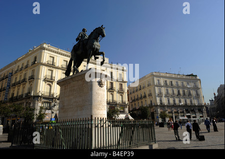 Statue von König Carlos III von Spanien an der Puerta del Sol Stockfoto