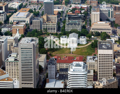 Antenne über Virginia Landeshauptstadt, Richmond, VA Wachovia SunTrust Innenstadt von Gebäuden Stockfoto